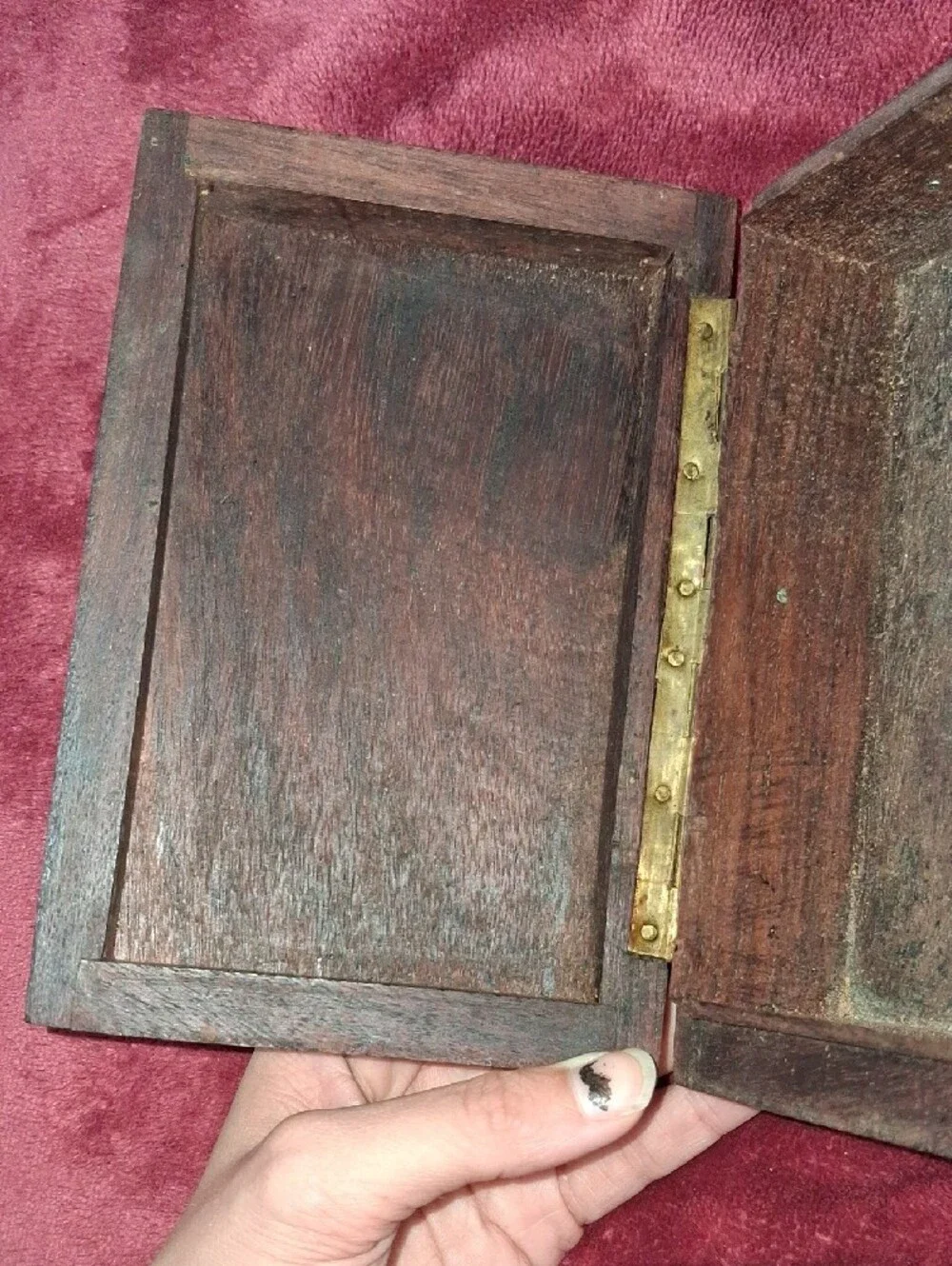 Vintage Hand-Carved Wooden Jewelry Box in Brown with Gold Trim And Brass Inlays